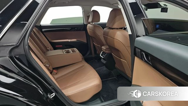 Hyundai Grandeur Hybrid (GN7) 2023 Черный из Кореи, фото 2