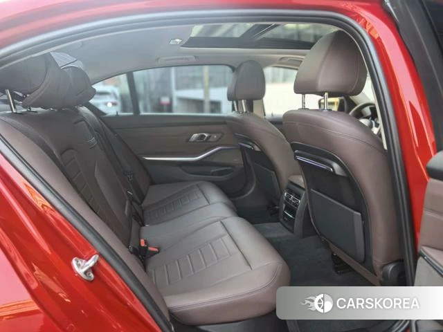 BMW 3 series 2021 Красный из Китая, фото 2