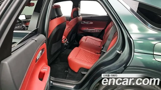 Genesis GV70 2021 Зеленый из Кореи, фото 2