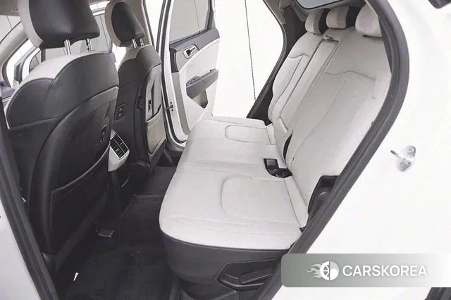 Kia Sportage 5th Generation Hybrid 2022 Белый из Кореи, фото 2