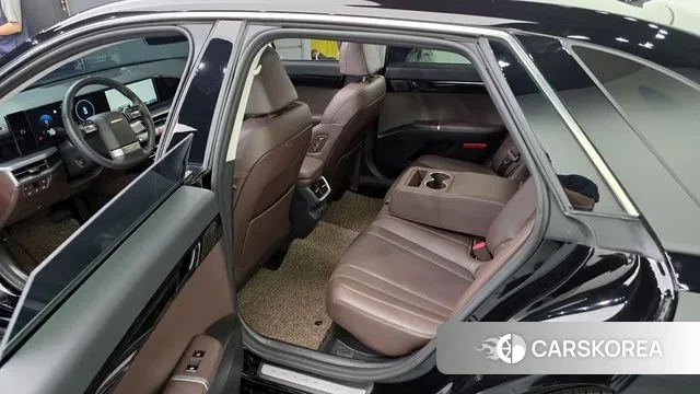 Hyundai Grandeur Hybrid (GN7) 2024 Черный из Кореи, фото 2