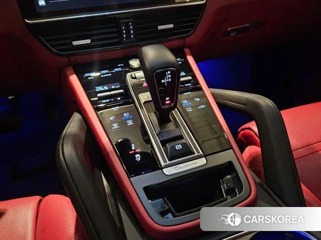 Porsche Cayenne (PO536) 2023 Черный из Кореи, фото 2