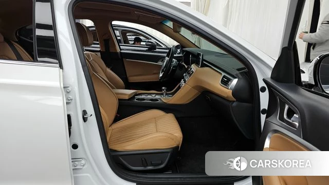 Genesis The New G70 2022 Белый из Кореи, фото 2