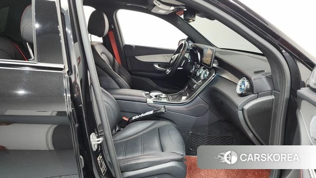 Mercedes-Benz GLC-Class X253 2018 Черный из Кореи, фото 2