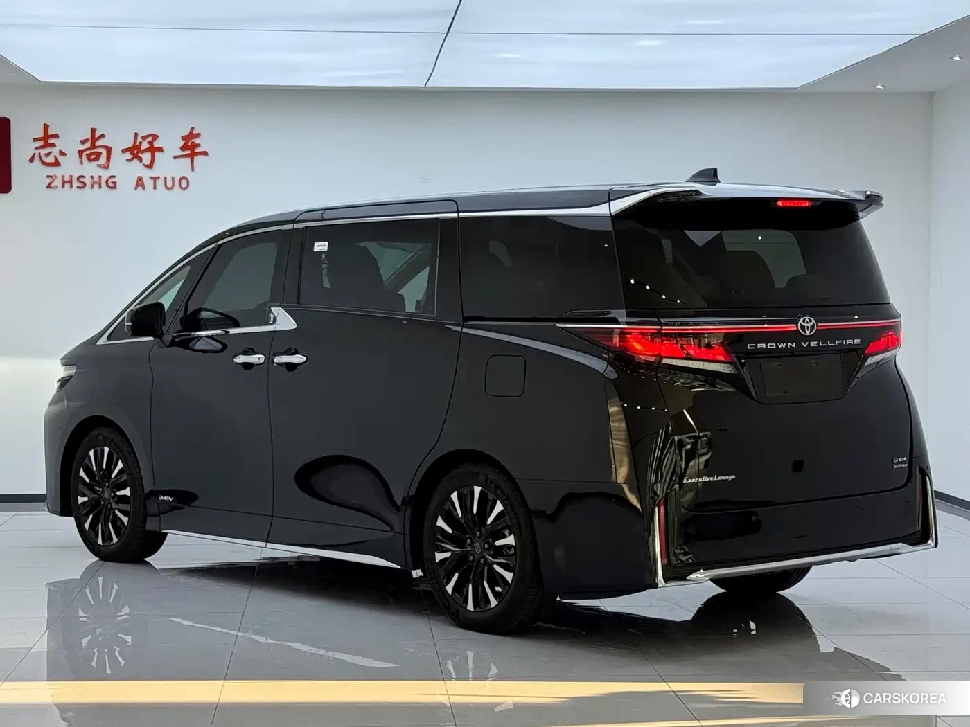 Toyota Vellfire 2024 Черный из Китая, фото 2