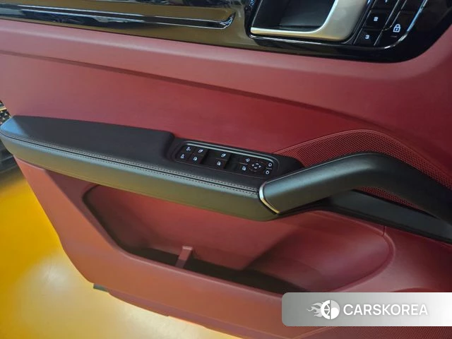 Porsche Cayenne (PO536) 2020 Черный из Кореи, фото 2