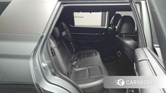 Ssangyong Torres 2023 Зеленый из Кореи, фото 2