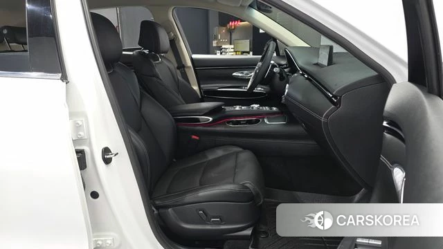 Genesis GV70 2022 Белый из Кореи, фото 2