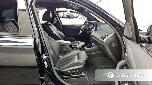 BMW iX3 2023 Черный из Кореи, фото 2