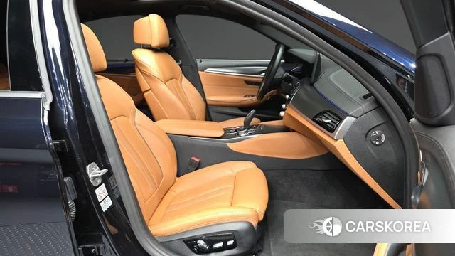 BMW 5 Series (G30) 2022 Синий из Кореи, фото 2
