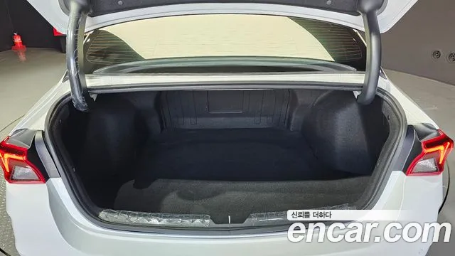 Kia K5 3rd generation 2020 Белый из Кореи, фото 2