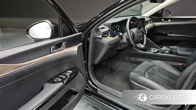 Kia K5 Hybrid 3rd Generation 2022 Черный из Кореи, фото 2