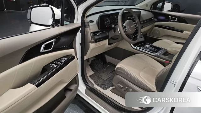 Kia Carnival 4th generation 2023 Белый из Кореи, фото 2