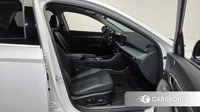 Hyundai Sonata D Edge (DN8) 2024 Белый из Кореи, фото 2