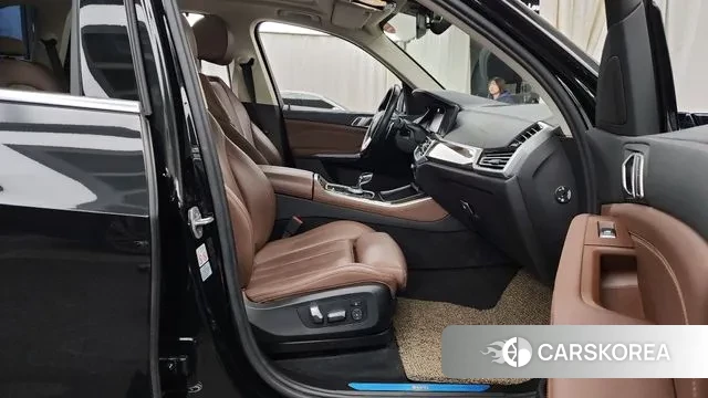 BMW X5 (G05) 2022 Черный из Кореи, фото 2