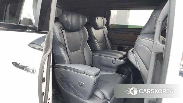 Toyota Alphard 4th Generation 2024 Белый из Кореи, фото 2