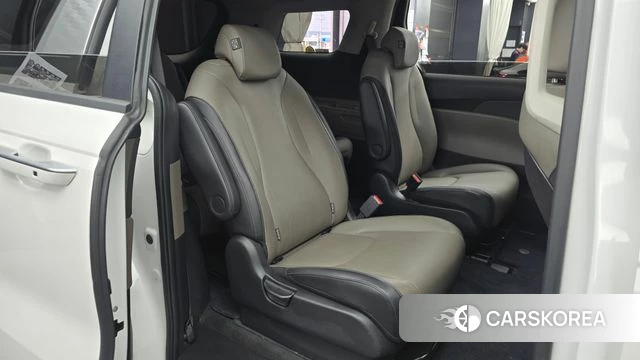 Kia The New Carnival 4th Generation 2024 Белый из Кореи, фото 2