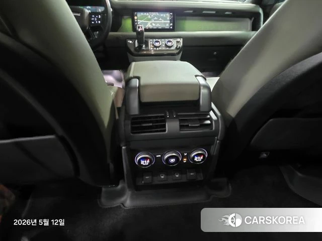 Land Rover Defender (L663) 2022 Светло-зеленый из Кореи, фото 2