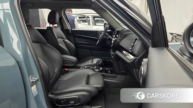 Mini Cooper D Countryman 2021 Небесно-голубой из Кореи, фото 2