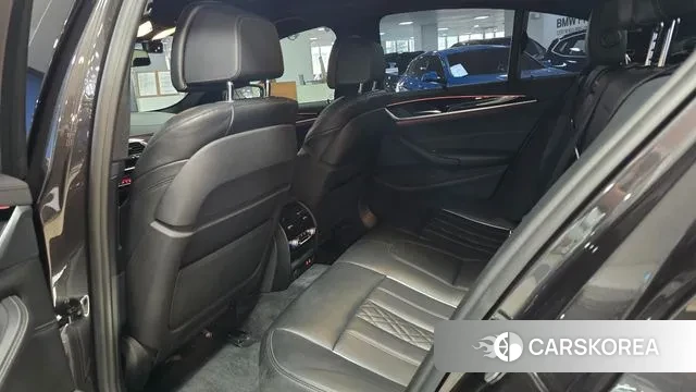 BMW 5 Series (G30) 2020 Серый из Кореи, фото 2