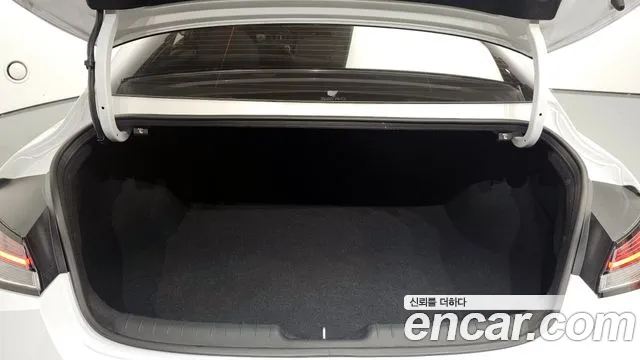 Hyundai Avante (CN7) 2021 Белый из Кореи, фото 2