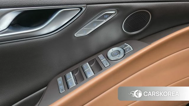 Genesis G80 (RG3) 2022 Черный из Кореи, фото 2