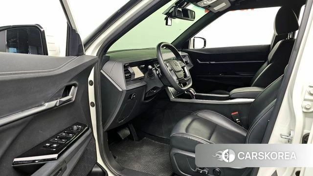 Ssangyong Torres 2023 Белый двухцветный из Кореи, фото 2