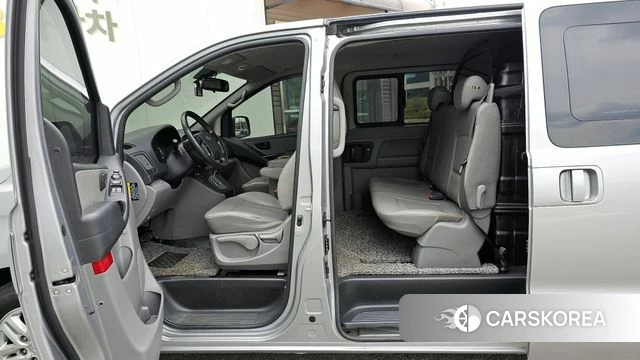 Hyundai The New Grand Starex 2018 Серебряный из Кореи, фото 2