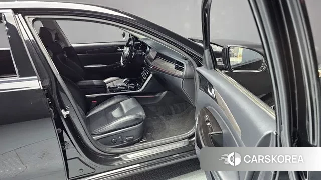 Kia K7 Premier 2020 Черный из Кореи, фото 2