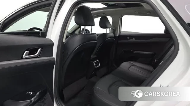 Kia K5 3rd generation 2022 Белый из Кореи, фото 2