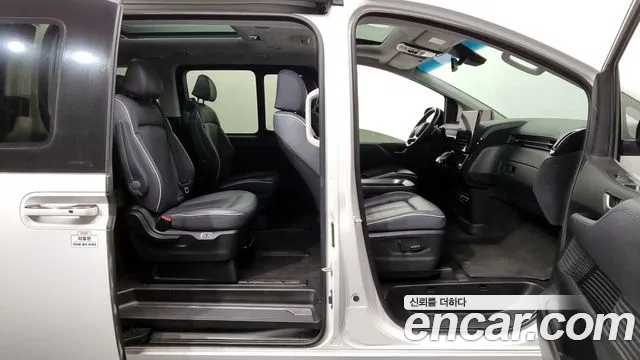 Hyundai Staria 2022 Белый из Кореи, фото 2