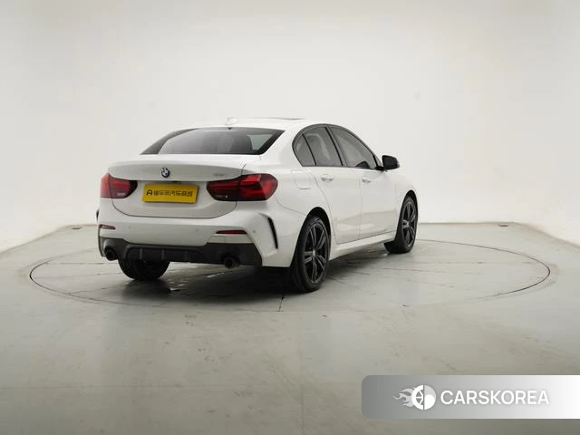 BMW 1 series 2023 Белый из Китая, фото 2