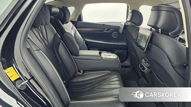Genesis Electrified G80 (RG3) 2022 Черный из Кореи, фото 2