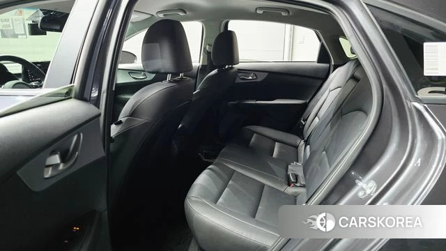Kia The New K3 2nd generation 2021 Серый из Кореи, фото 2