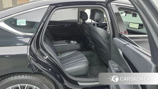 Genesis G80 (RG3) 2023 Черный из Кореи, фото 2