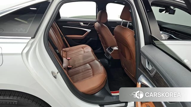 Audi A6 (C8) 2020 Белый из Кореи, фото 2