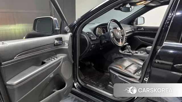 Jeep Grand Cherokee 2019 Черный из Кореи, фото 2