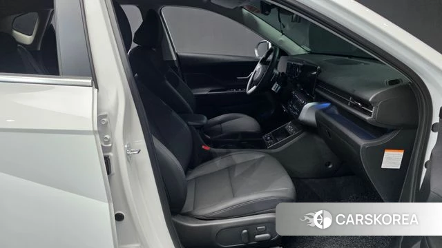 Hyundai Kona Hybrid (SX2) 2025 Белый из Кореи, фото 2