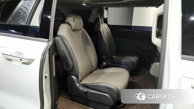 Kia The New Carnival 4th Generation 2024 Белый из Кореи, фото 2