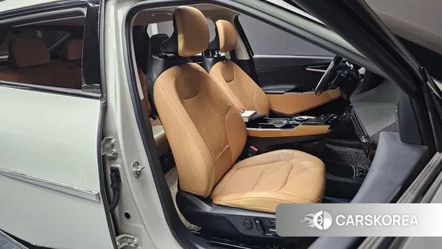 Kia EV6 2021 Жемчужный цвет из Кореи, фото 2