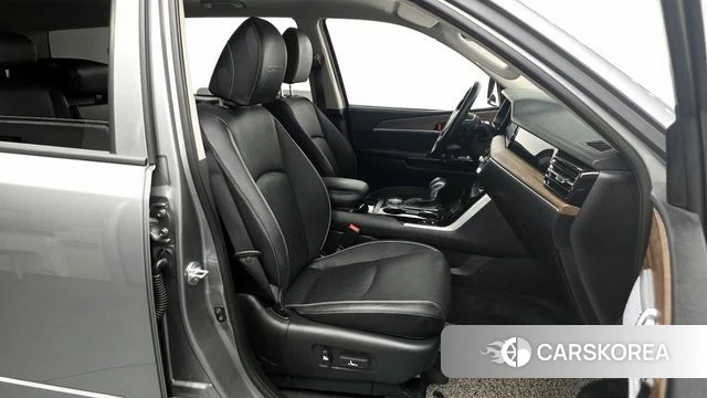 Kia Mohave Master 2023 Серебристо-серый из Кореи, фото 2