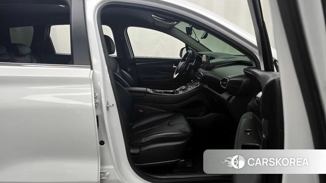 Hyundai The New Santa Fe 2021 Белый из Кореи, фото 2