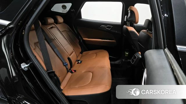 Kia Sportage 5th Generation Hybrid 2022 Черный из Кореи, фото 2