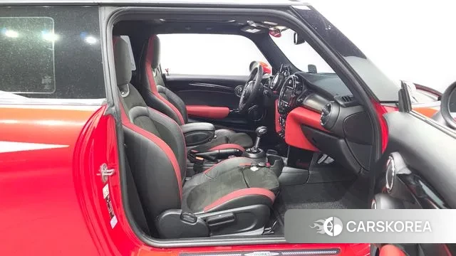 Mini Cooper S 2019 Красный из Кореи, фото 2