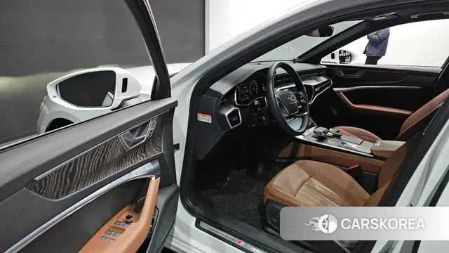 Audi A6 (C8) 2023 Белый из Кореи, фото 2