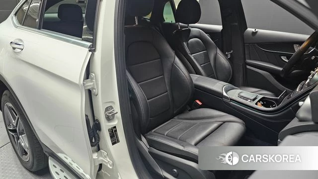 Mercedes-Benz GLC-Class X253 2020 Белый из Кореи, фото 2