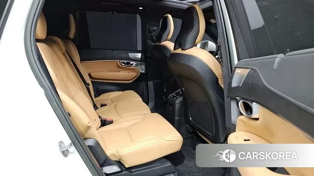 Volvo XC90 second Generation 2023 Белый из Кореи, фото 2