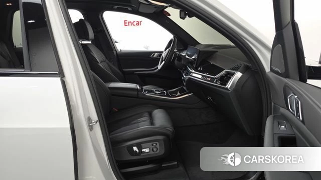 BMW X5 (G05) 2026 Белый из Кореи, фото 2