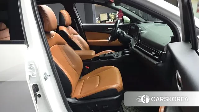 Kia Sportage 5th Generation 2022 Белый из Кореи, фото 2