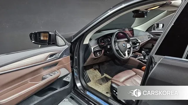 BMW 6 Series GT (G32) 2020 Серый из Кореи, фото 2